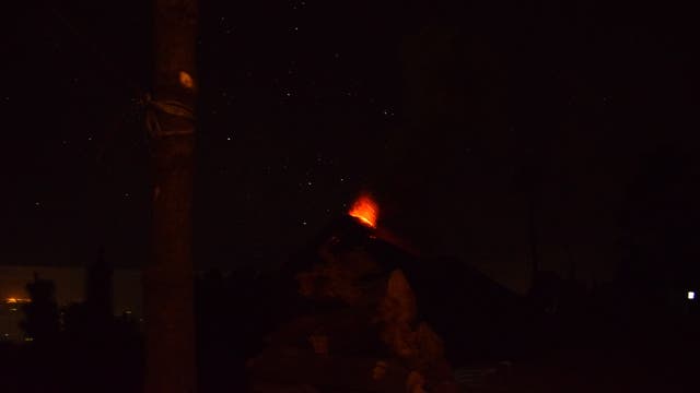 Vulkan Fuego und Kreuz des Südens