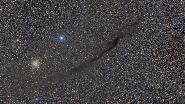 Dark Doodad-Nebel und Kugelsternhaufen NGC 4372