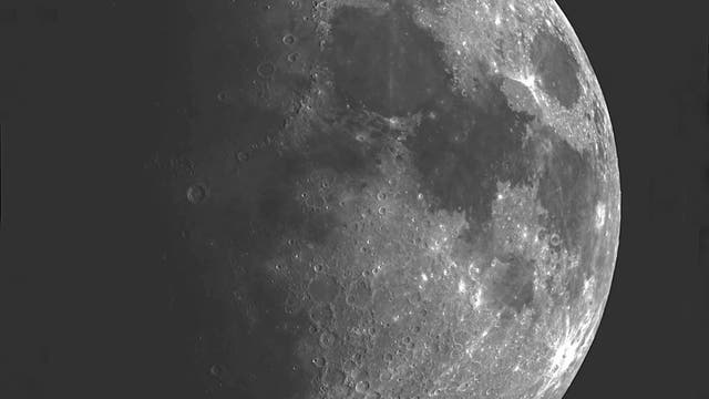 Mond-Mosaik aus 42 Einzelbildern