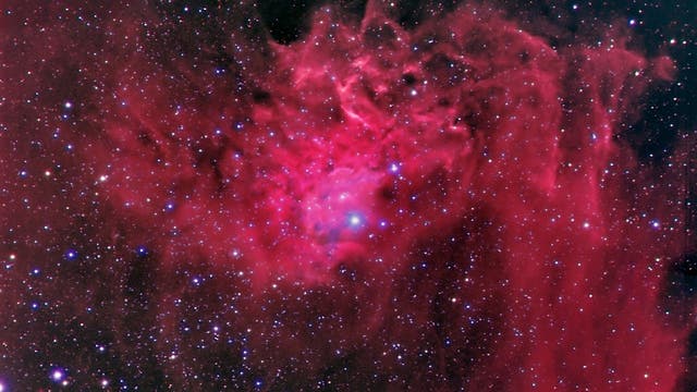 IC405 Flaming Star Nebel