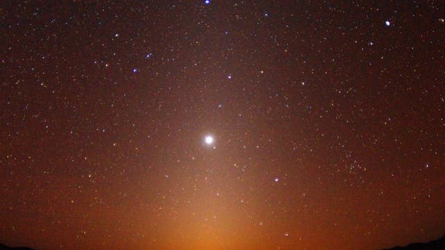 Zodiakalicht mit Venus in der Nähe vom Gamsberg Namibia