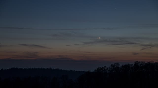 Abendstimmung mit Mond und Venus