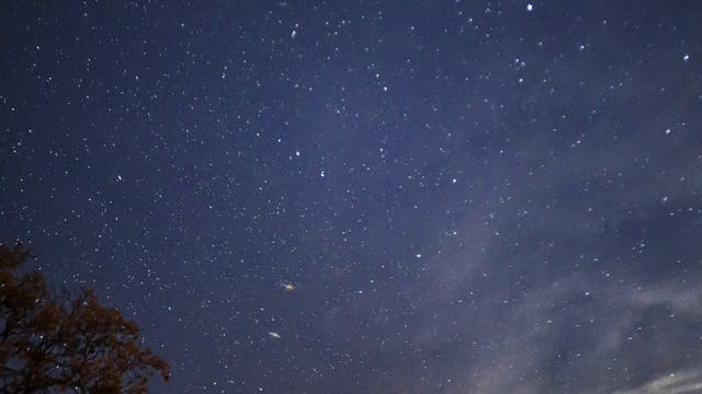 Second photo Shoot Ursa major aligned above mount Etna 