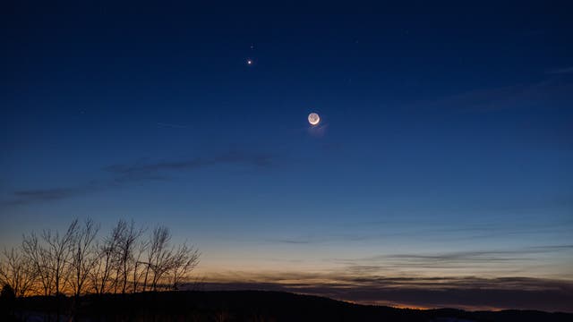 Venus, Mars und die junge Mondsichel