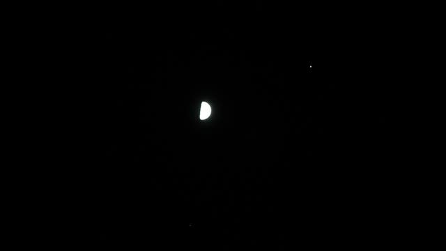 Mond, Jupiter und Aldebaran am Abend des 18. Februar 2013