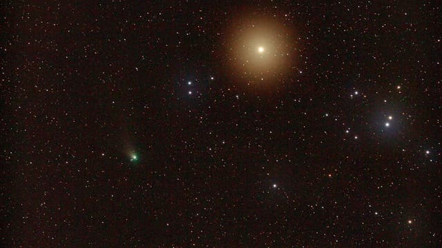 Komet C2022 E3 ZTF bei Aldebaran