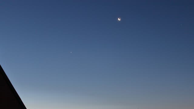 Mond mit Erdlicht und Morgenstern Venus
