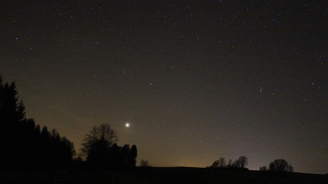 Jupiter im aufgehenden Sternbild Jungfrau