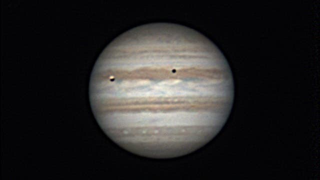 Jupiter mit doppeltem Mondschatten zur Opposition am 08.03.2016