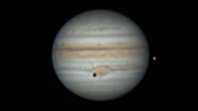 Jupiter, Kallisto und Io am 30. Juli 2021 - 3
