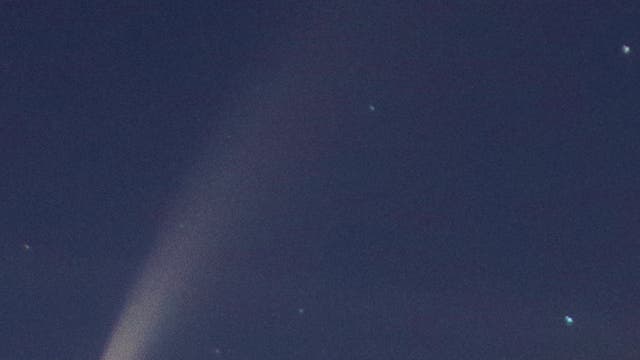 Komet NEOWIESE mit Sternschnuppe