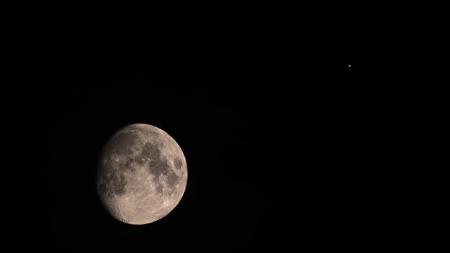 Mond & Mars