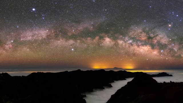 Milchstraßenbogen über La Palma