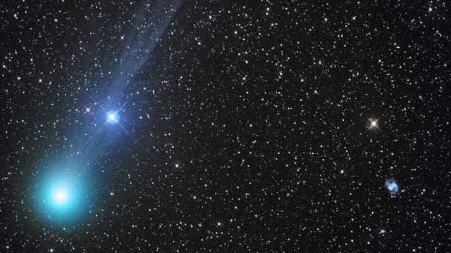 Komet Lovejoy bei Messier 76