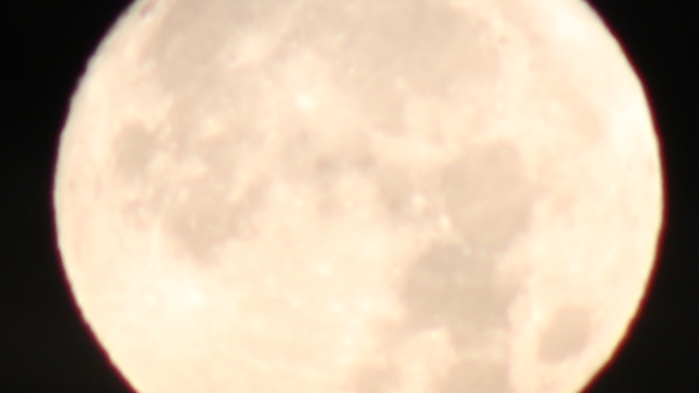 Aldebaran kurz vor der Bedeckung durch den Mond