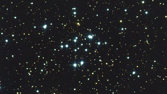 Messier 34 – Offener Sternhaufen im Perseus