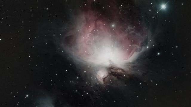 Messier 42  "Großer Orionnebel", NGC 1977 "Running Man"