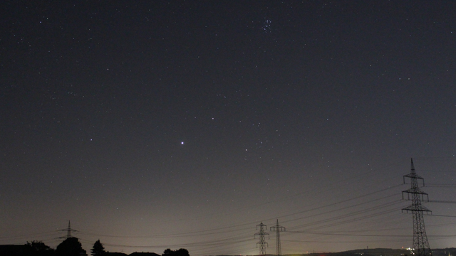 Mars und Jupiter im Sternbild Stier