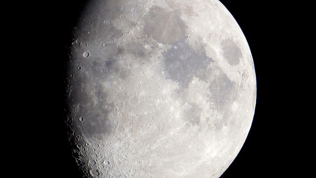 Zunehmender Mond am 12. Juni 2019