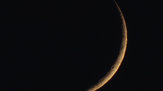 Zunehmende Mondsichel - zwei Tage nach Neumond
