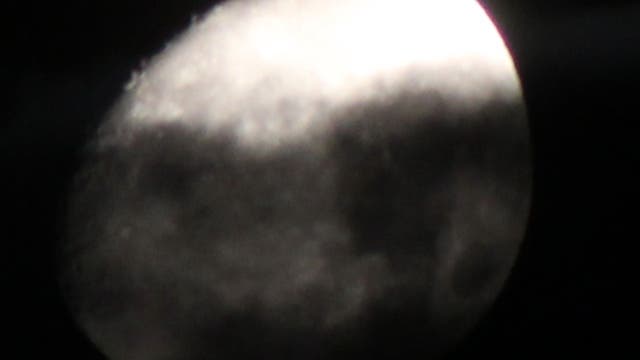 Alkyone kurz vor der Bedeckung durch den Mond