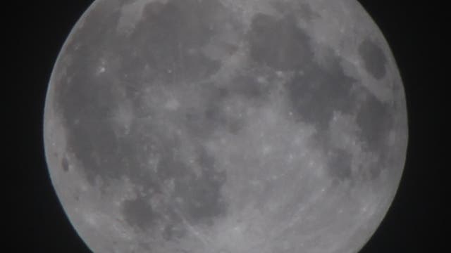 Fortgeschrittene Phase der Halbschattenphase der Mondfinsternis