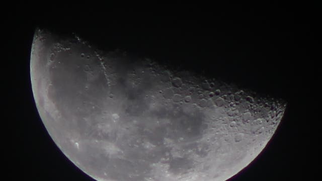 Abnehmender Halbmond