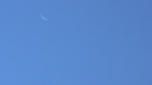 Mond und Venus am Taghimmel