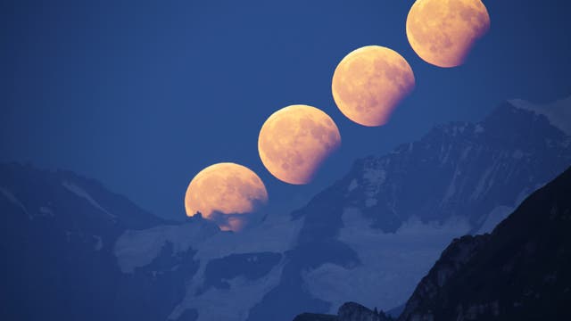 Mondaufgang hinter der Jungfrau am 7. August 2017