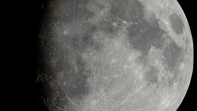 Mondpanorama aus 27 Einzelaufnahmen