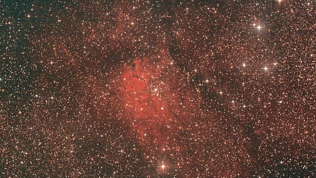 Emissionsnebel NGC 6820 mit offenem Sternhaufen NGC 6823 im Sternbild Füchschen (Vulpecula)