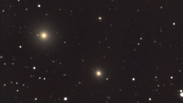 NGC1400 und NGC1407   elliptische Galaxien im Sternbild Eridanus