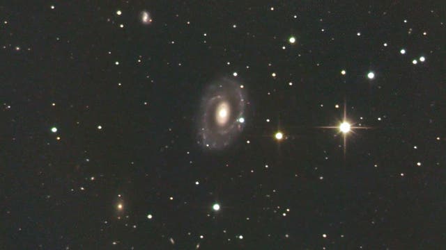 NGC 210: Galaxie im Walfisch