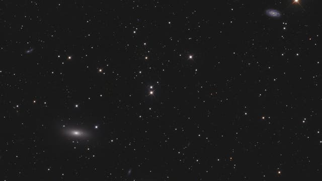 NGC 2742 und NGC 2768