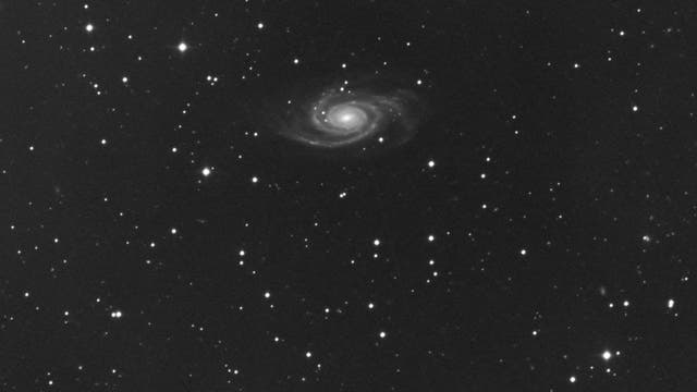 Begegnung von Kleinplanet (270) Anahita mit der Galaxie NGC 4939