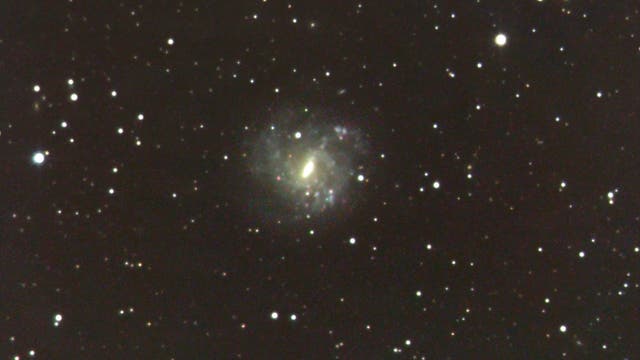 NGC 5068, eine prächtige Balkenspirale in der Jungfrau