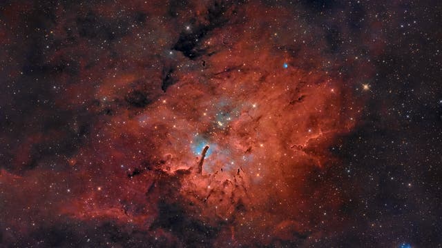 Säulen im Füchschen (NGC 6820)