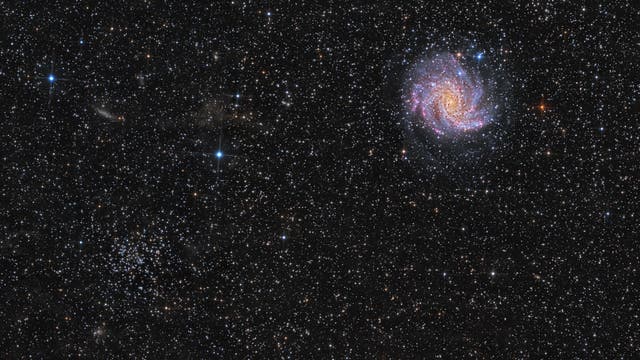 Feuerwerksgalaxie NGC 6946 mit NGC 6939