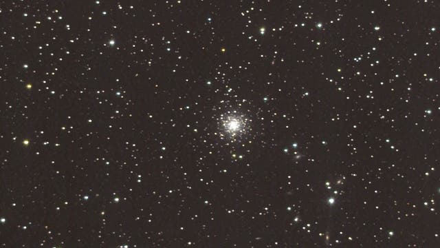 NGC 7006 - Kugelsternhaufen im Sternbild Delfin
