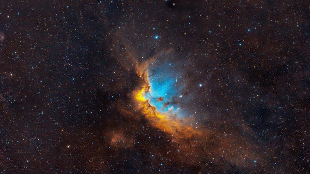 Himmlische Zauberei: NGC 7380 in der Hubble-Palette