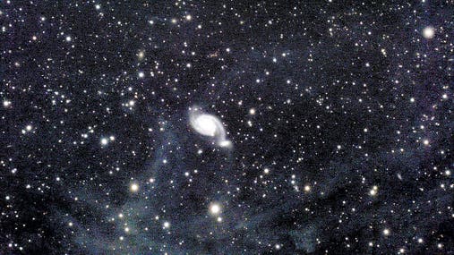 Galaktische Zirren vor dem Galaxienpaar NGC 7753/52 im Sternbild Pegasus