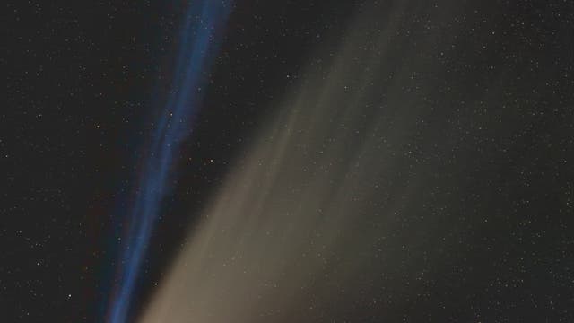 NEOWISE mit Ionenschweif (Neubearbeitung)