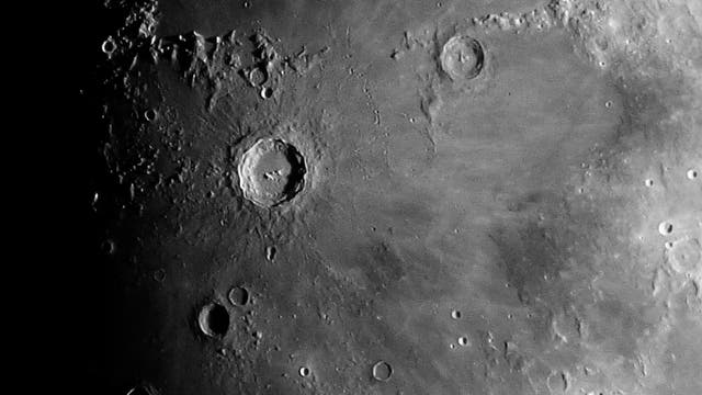 Bild 2: Das Detail: die Umgebung des Kraters Copernicus
