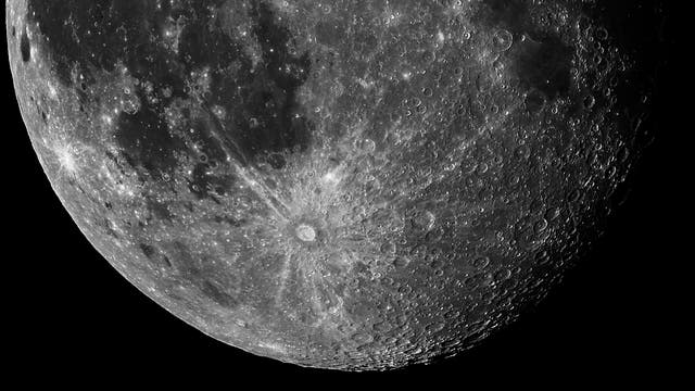 Krater Tycho bei starker Mondlibration