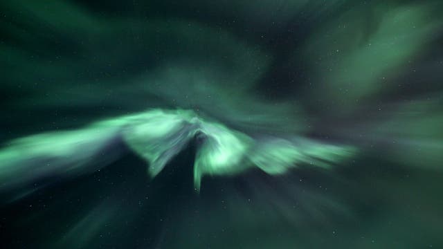 Polarlichtkorona am Lofotenhimmel