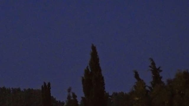 Begegnung von Jupiter und Venus am 30. Juni 2015 über Le Paradou (Provence, Frankreich)