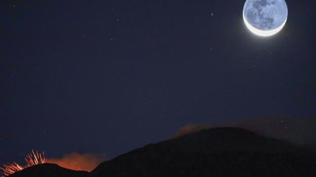 Fire and Moon meet Etna 