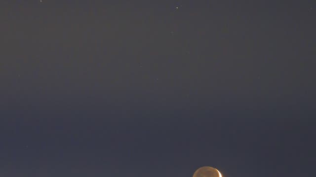 Crescent Moon 9% and Venus over Ragusa - Sicily 