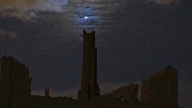 Crescent Moon and Venus with Lunar crown atmospheric effect