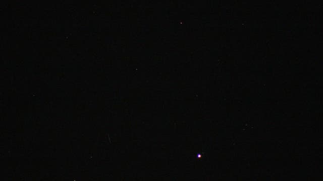 Saturn und Neptun (lange Brennweite)